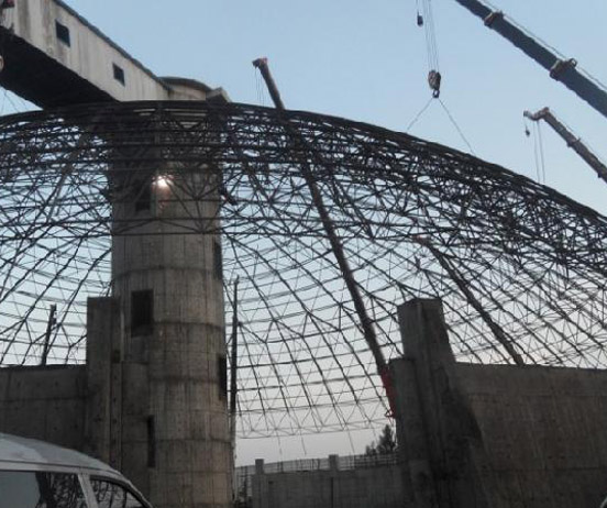 福安网架分条或分块安装法