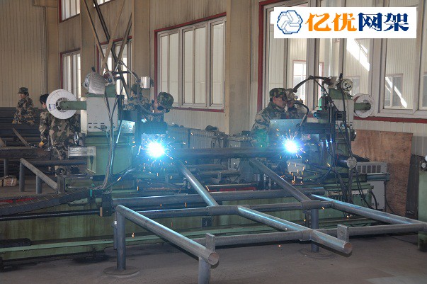福安螺栓球网架加工车间